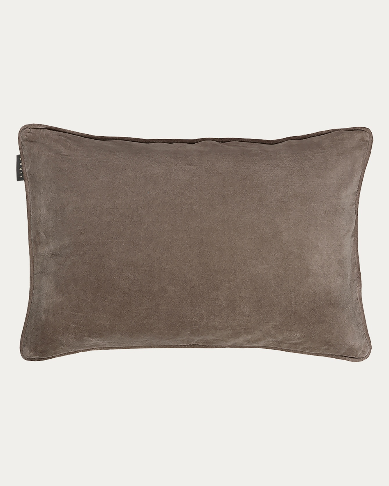 Product image mole brown PAOLO cushion cover in soft organic cotton velvet from LINUM DESIGN. Size 40x60 cm.