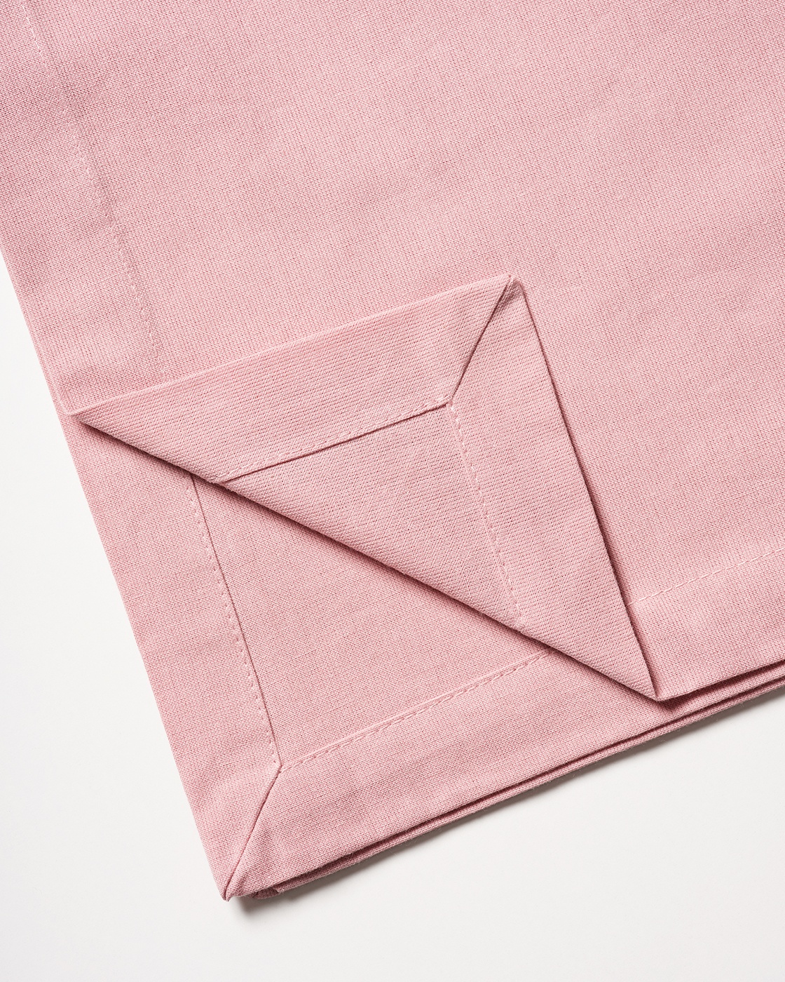 Product image dusty pink ROBERT napkin made of soft cotton from LINUM DESIGN. Size 45x45 cm and sold in 4-pack.