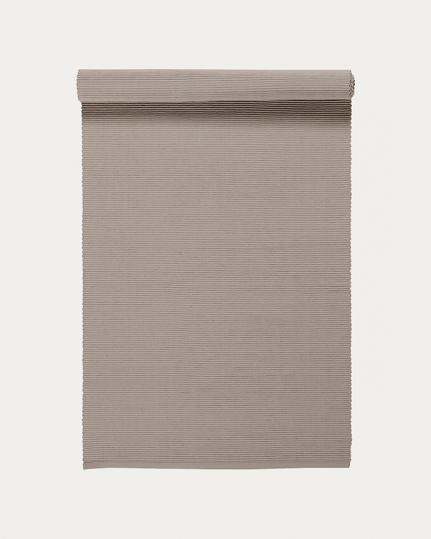 Image du produit chemin de table UNI taupe en coton doux de qualité côtelée de LINUM DESIGN. Taille 45 x 150 cm.