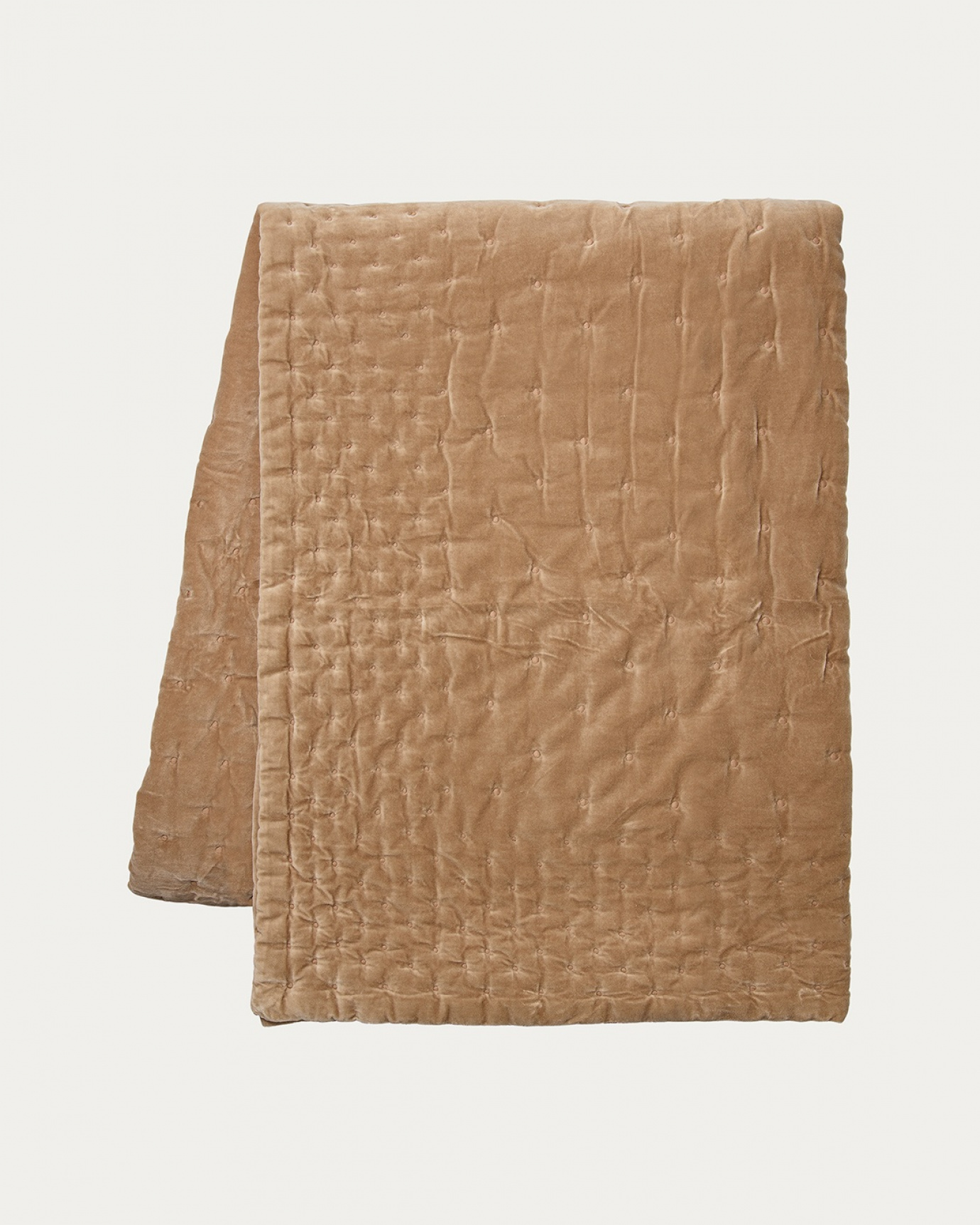 Produktbild kamelbrun PAOLO överkast av mjuk bomullssammet för dubbelsäng från LINUM DESIGN. Storlek 270x260 cm.