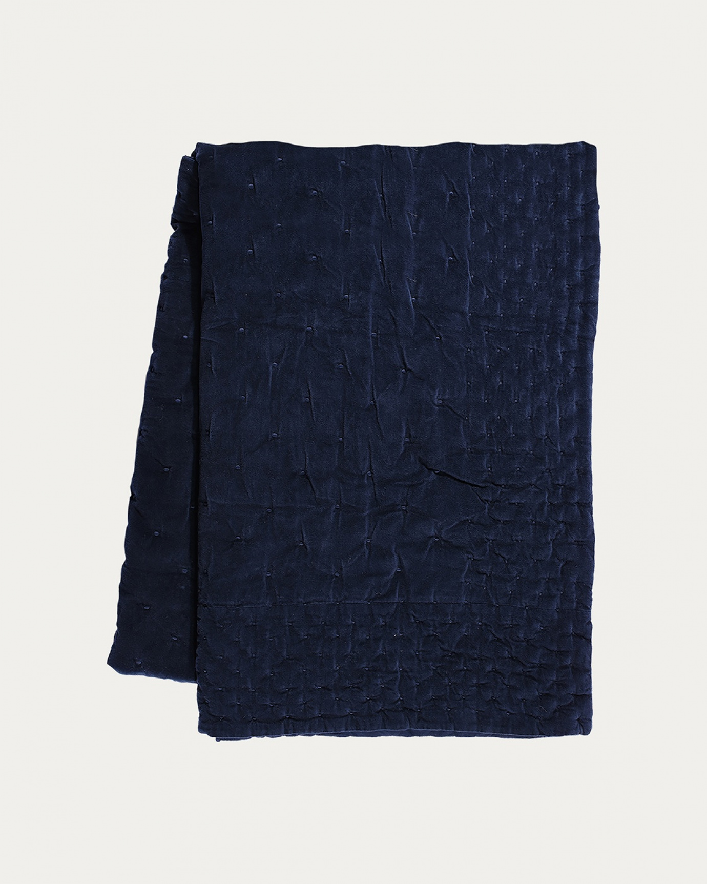 Product image ink blue PAOLO bedspread in soft cotton velvet for double bed from LINUM DESIGN. Size 270x260 cm.
