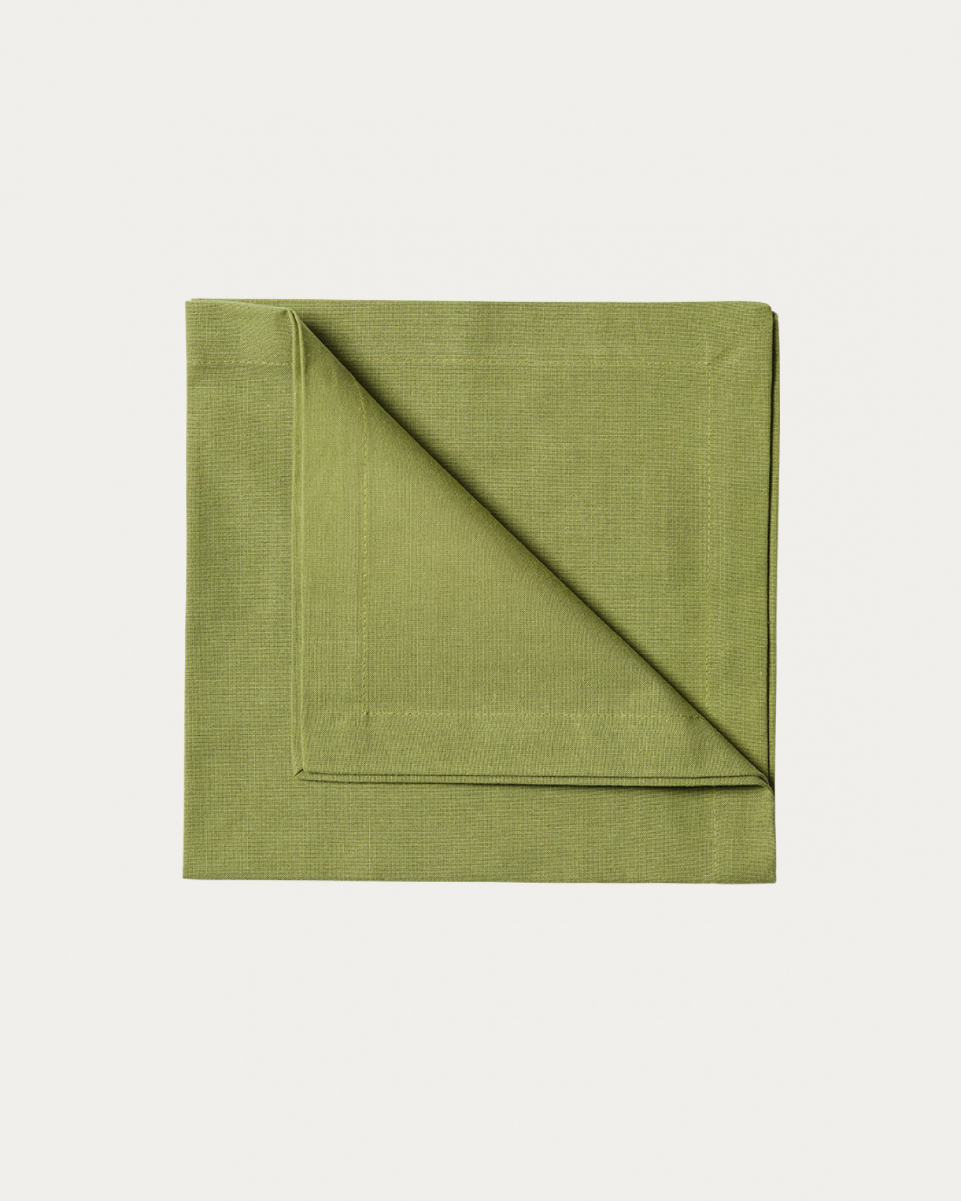 Product image moss green ROBERT napkin made of soft cotton from LINUM DESIGN. Size 45x45 cm and sold in 4-pack.