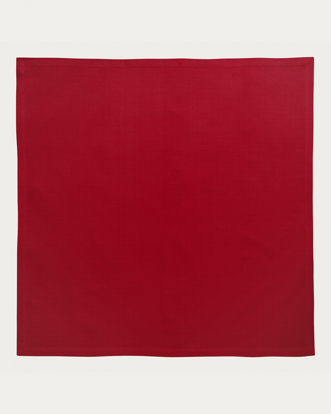 BIANCA Tablecloth 100x100 cm Red in the group ASSORTMENT / OUTLET at LINUM DESIGN (15BIA20000D90)