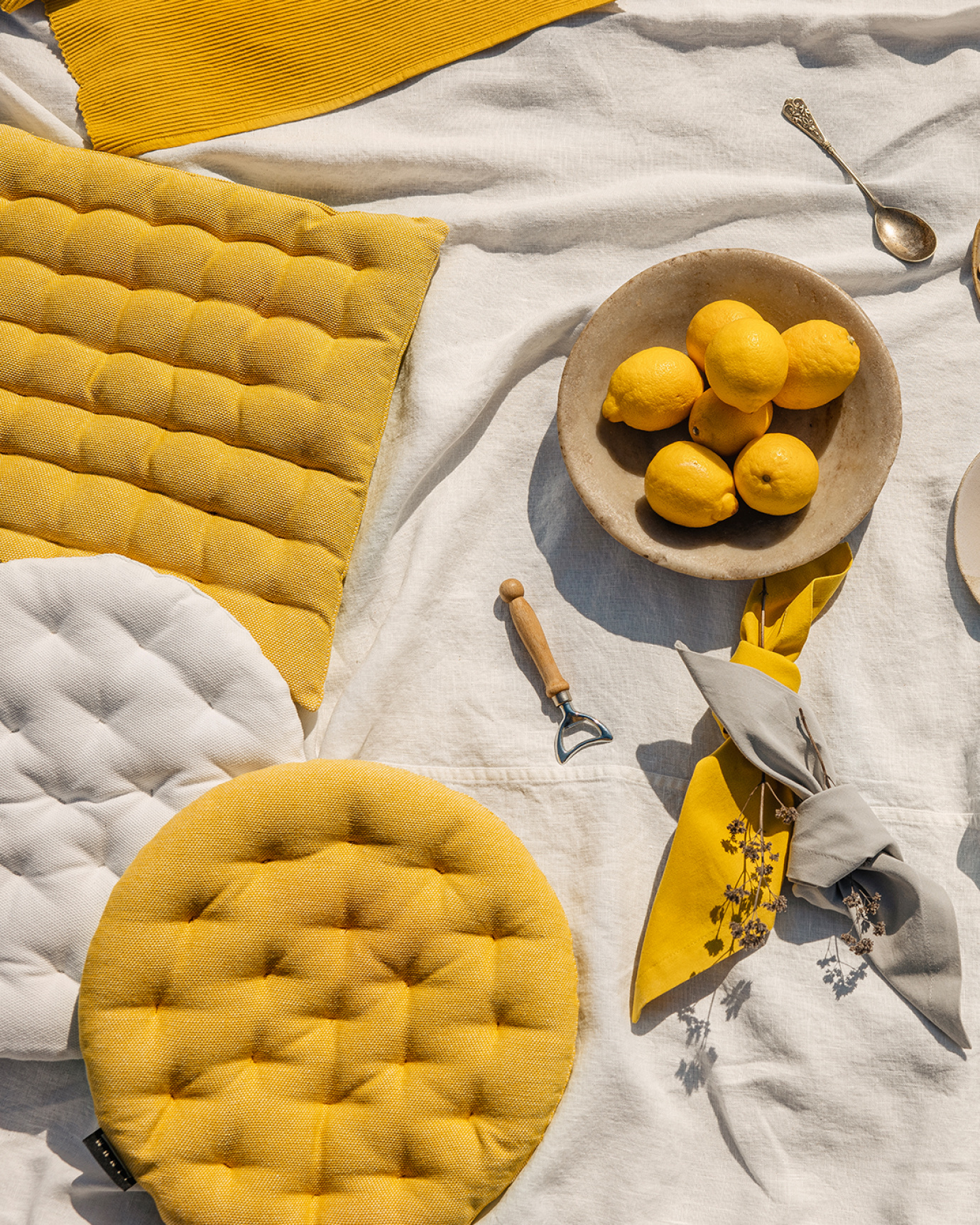 PEPPER Seat cushion ø37 cm Mustard yellow, bild 3 
