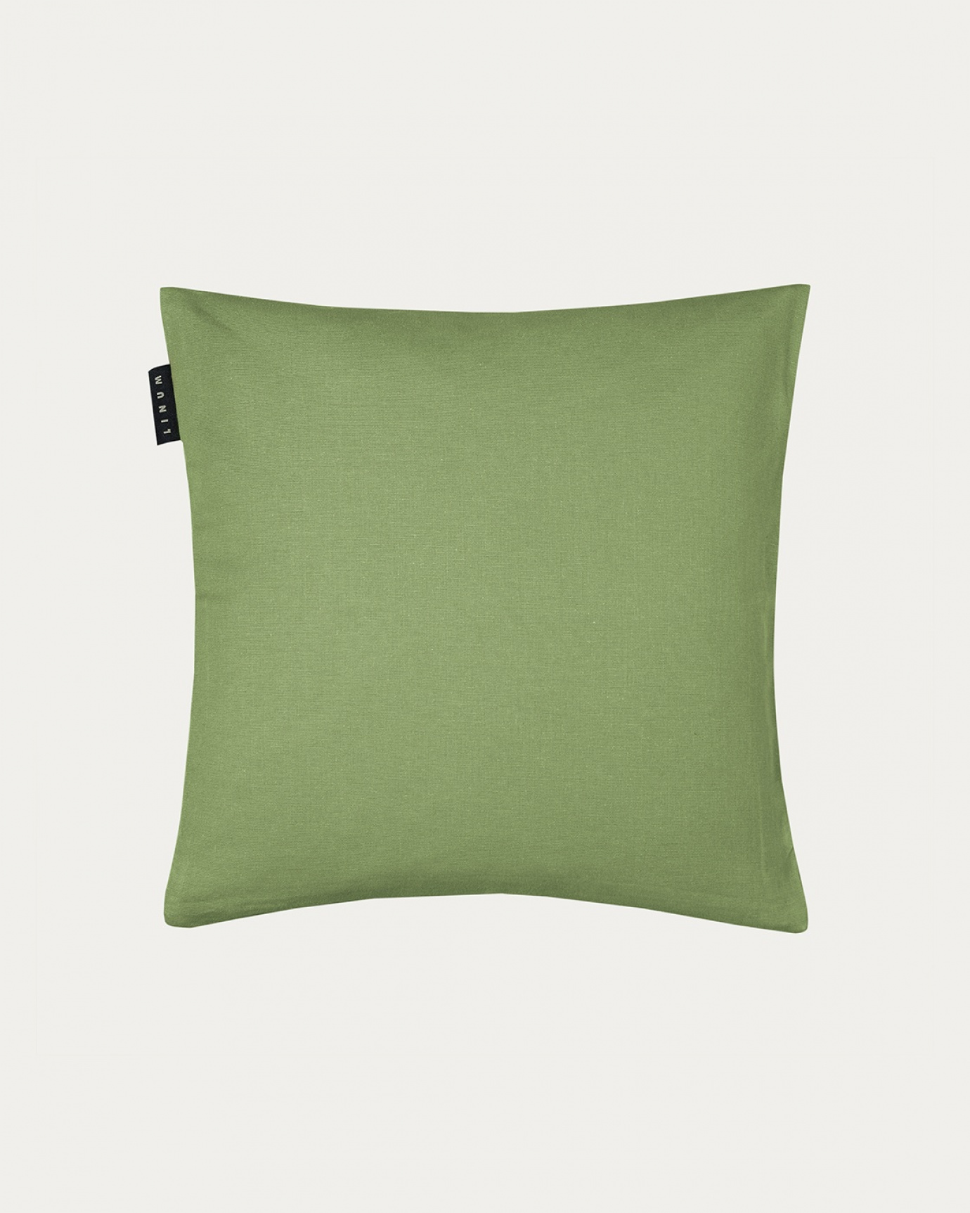 Product image moss green ANNABELL cushion cover made of soft cotton from LINUM DESIGN. Size 40x40 cm.
