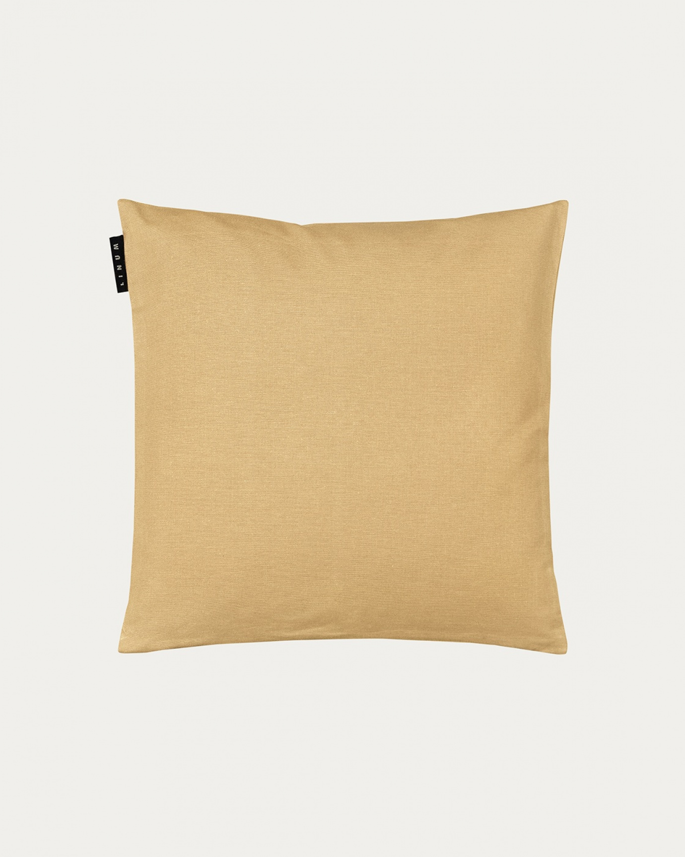 Product image straw yellow ANNABELL cushion cover made of soft cotton from LINUM DESIGN. Size 40x40 cm.
