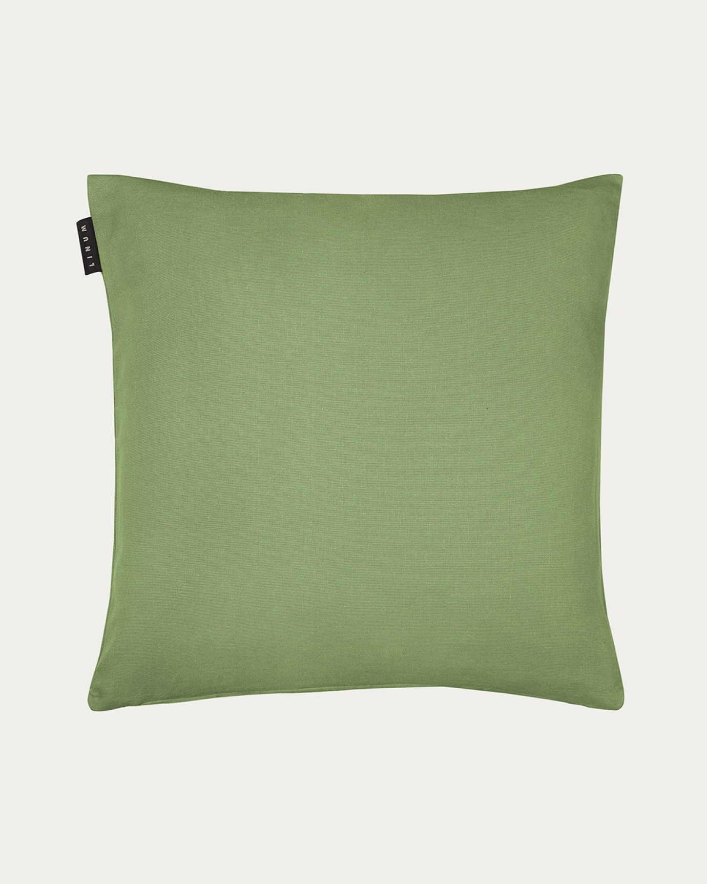 Product image moss green ANNABELL cushion cover made of soft cotton from LINUM DESIGN. Size 50x50 cm.