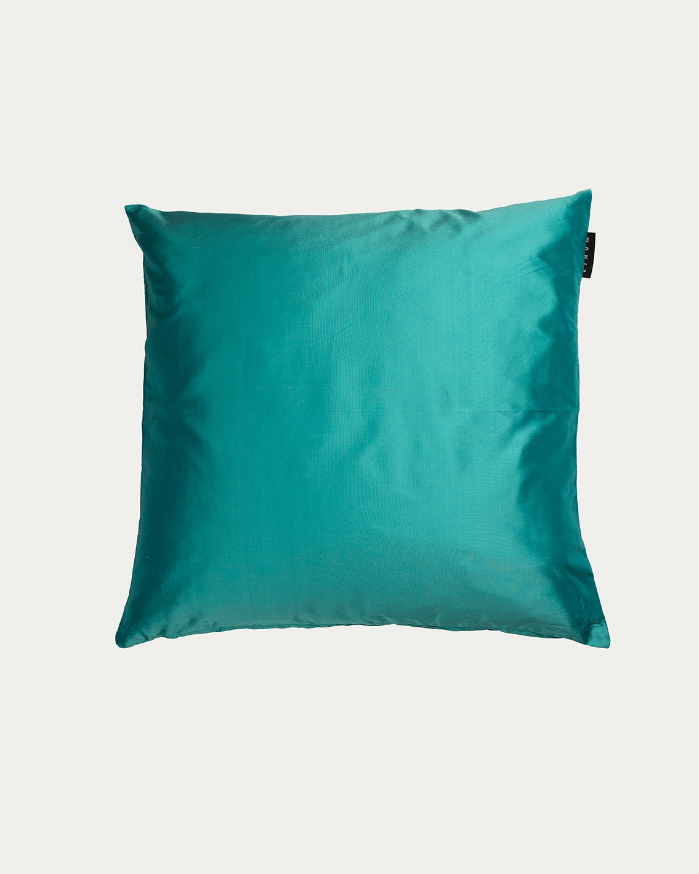 Product image turquoise DUPION cushion cover made of 100% dupion silk from LINUM DESIGN. Size 40x40 cm.