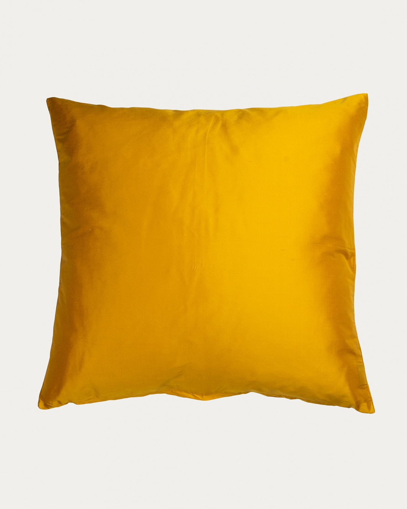 Product image tangerine yellow DUPION cushion cover made of 100% dupion silk from LINUM DESIGN. Size 50x50 cm.