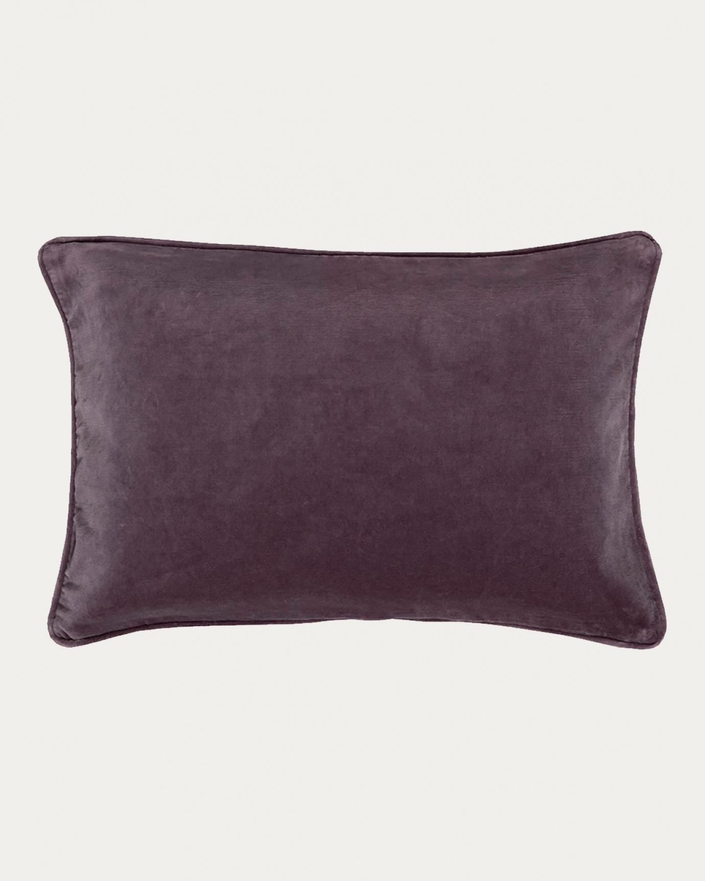 Product image dawn purple PAOLO cushion cover in soft cotton velvet from LINUM DESIGN. Size 40x60 cm.