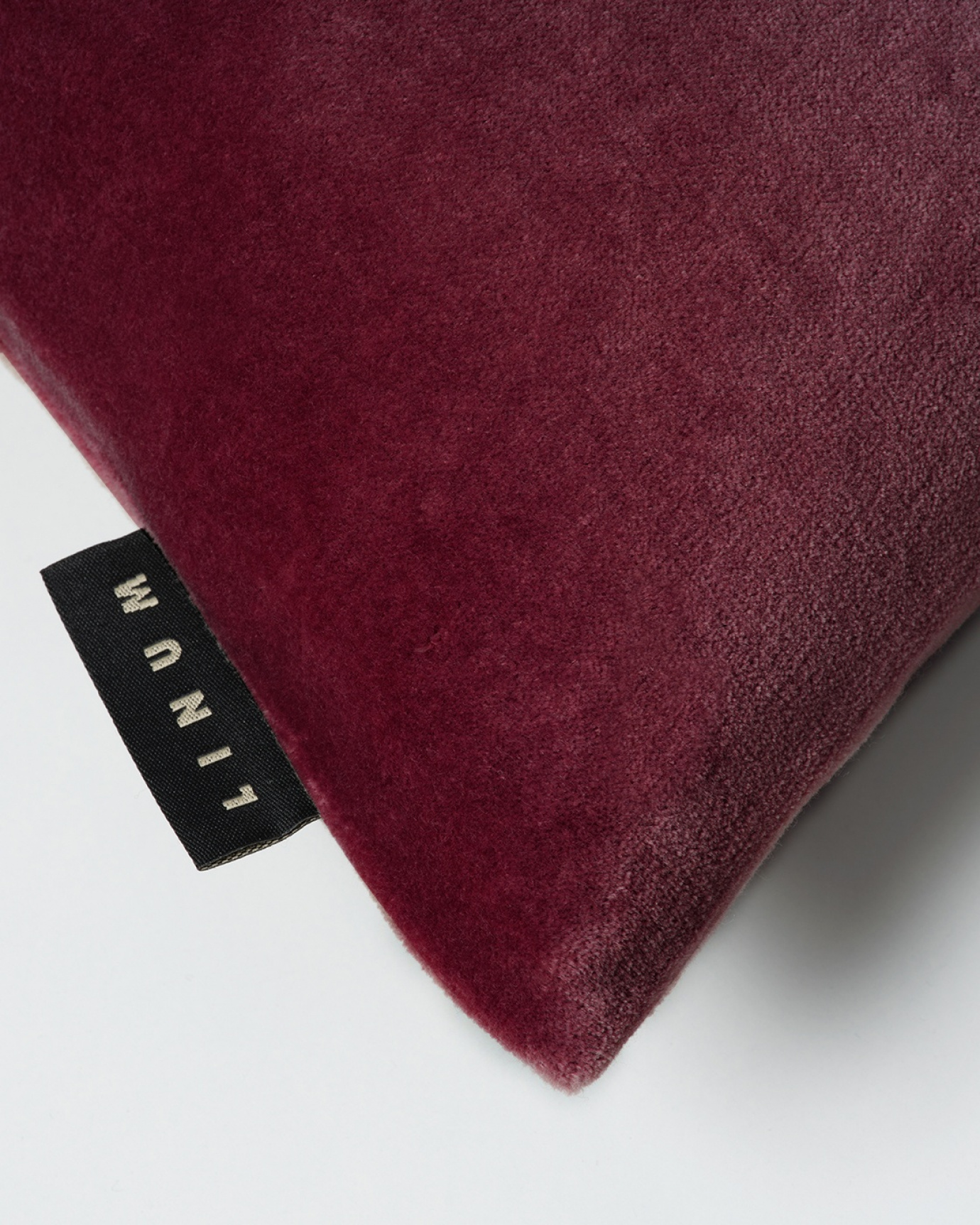 PAOLO Cushion cover 50x50 cm Dark burgundy red, bild 2 