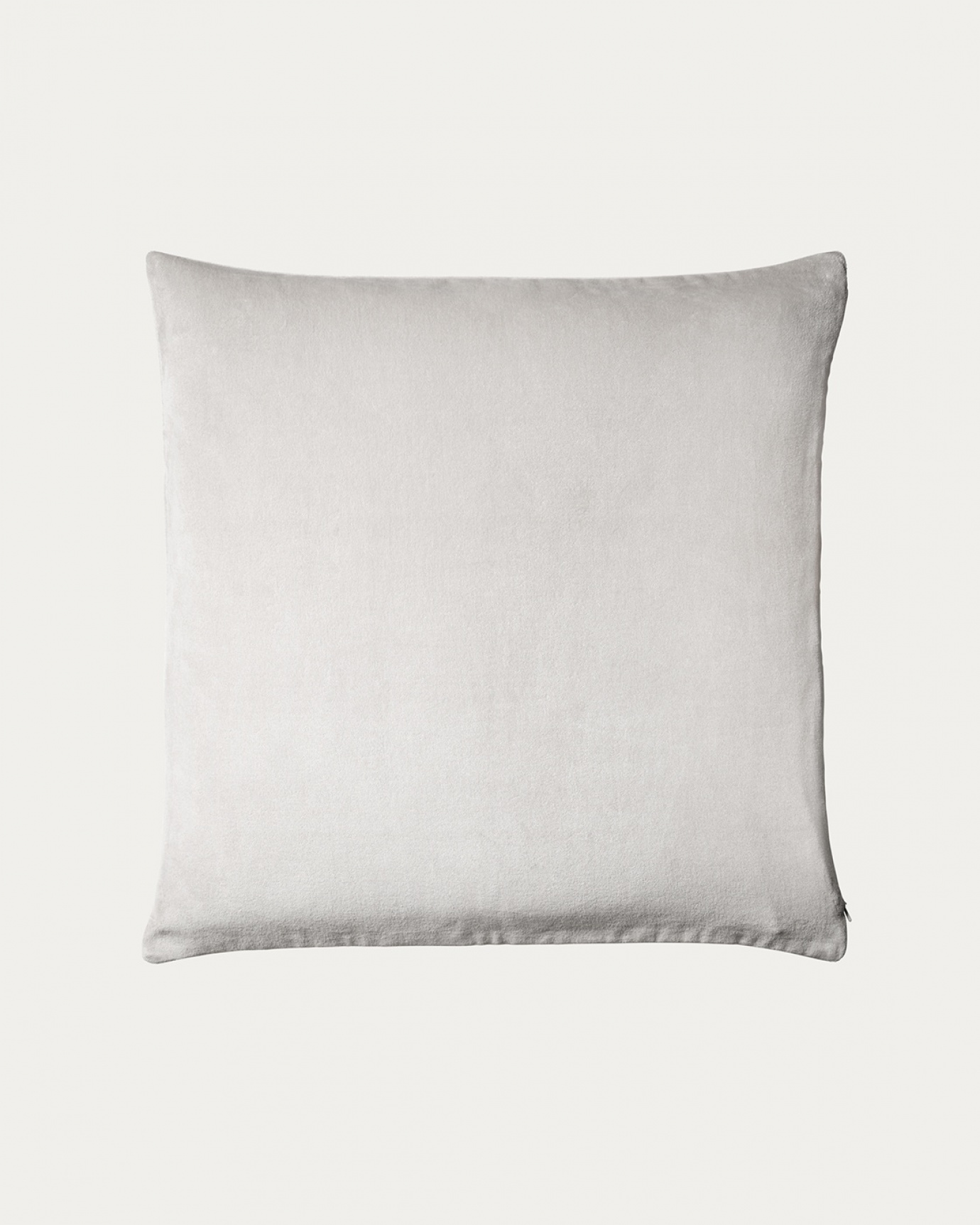 Product image silver grey PAOLO cushion cover in soft organic cotton velvet from LINUM DESIGN. Size 50x50 cm.