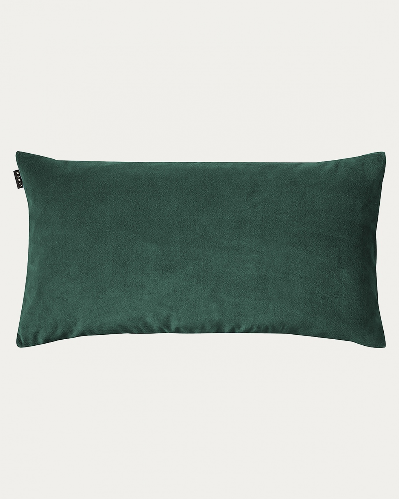Produktbild tief smaragdgrün PAOLO Kissenhülle aus weichem Baumwollsamt und 100% Leinen von LINUM DESIGN. Größe 50x90 cm.