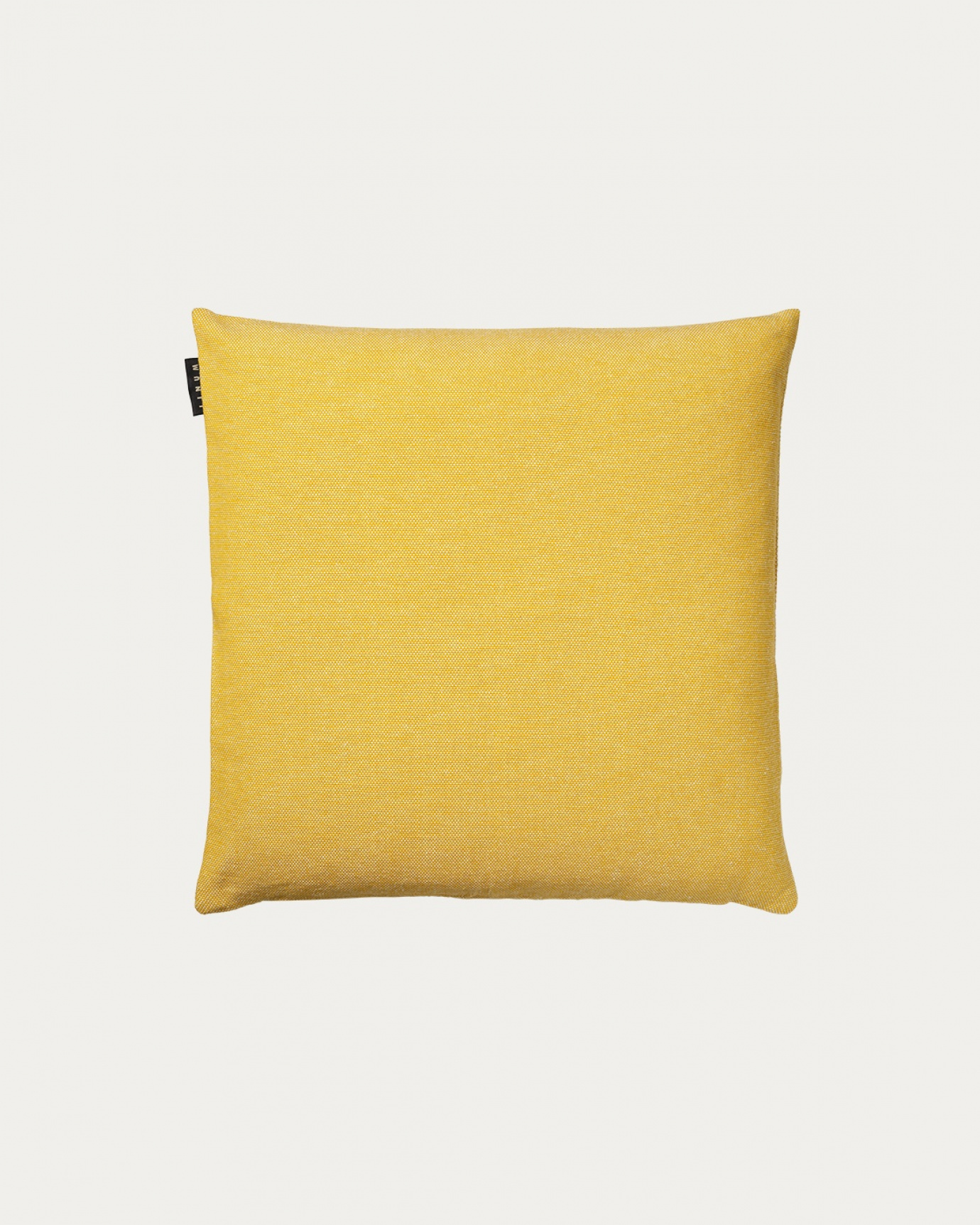Product image mustard yellow PEPPER cushion cover made of soft cotton from LINUM DESIGN. Easy to wash and durable for generations. Size 40x40 cm.