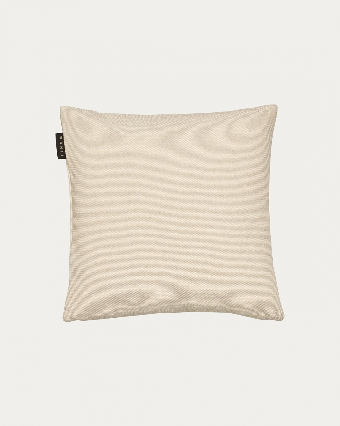 Product image creamy beige PEPPER cushion cover made of soft cotton from LINUM DESIGN. Easy to wash and durable for generations. Size 40x40 cm.