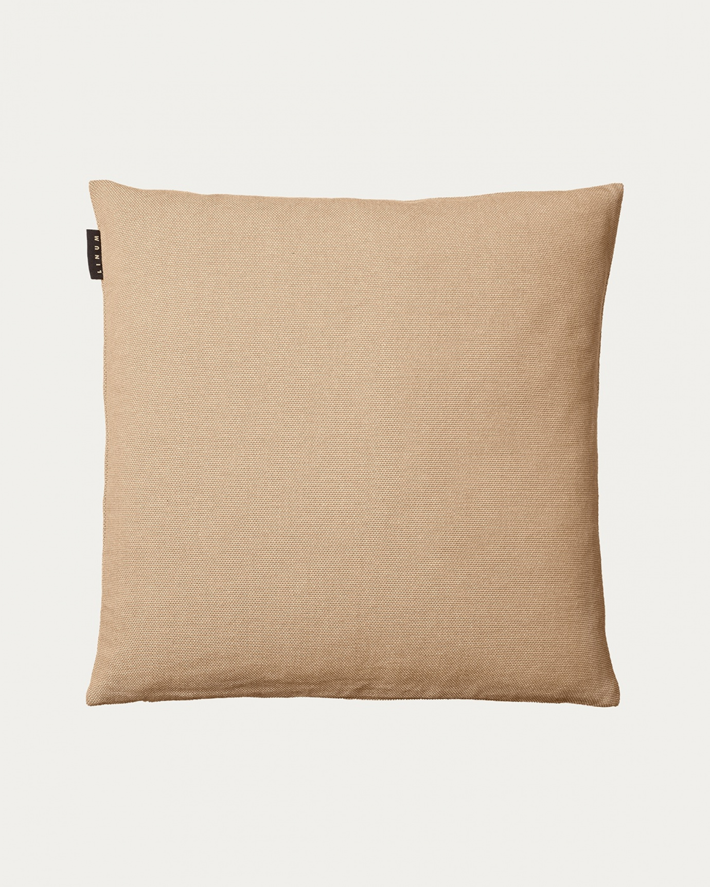 Product image camel brown PEPPER cushion cover made of soft cotton from LINUM DESIGN. Easy to wash and durable for generations. Size 50x50 cm.