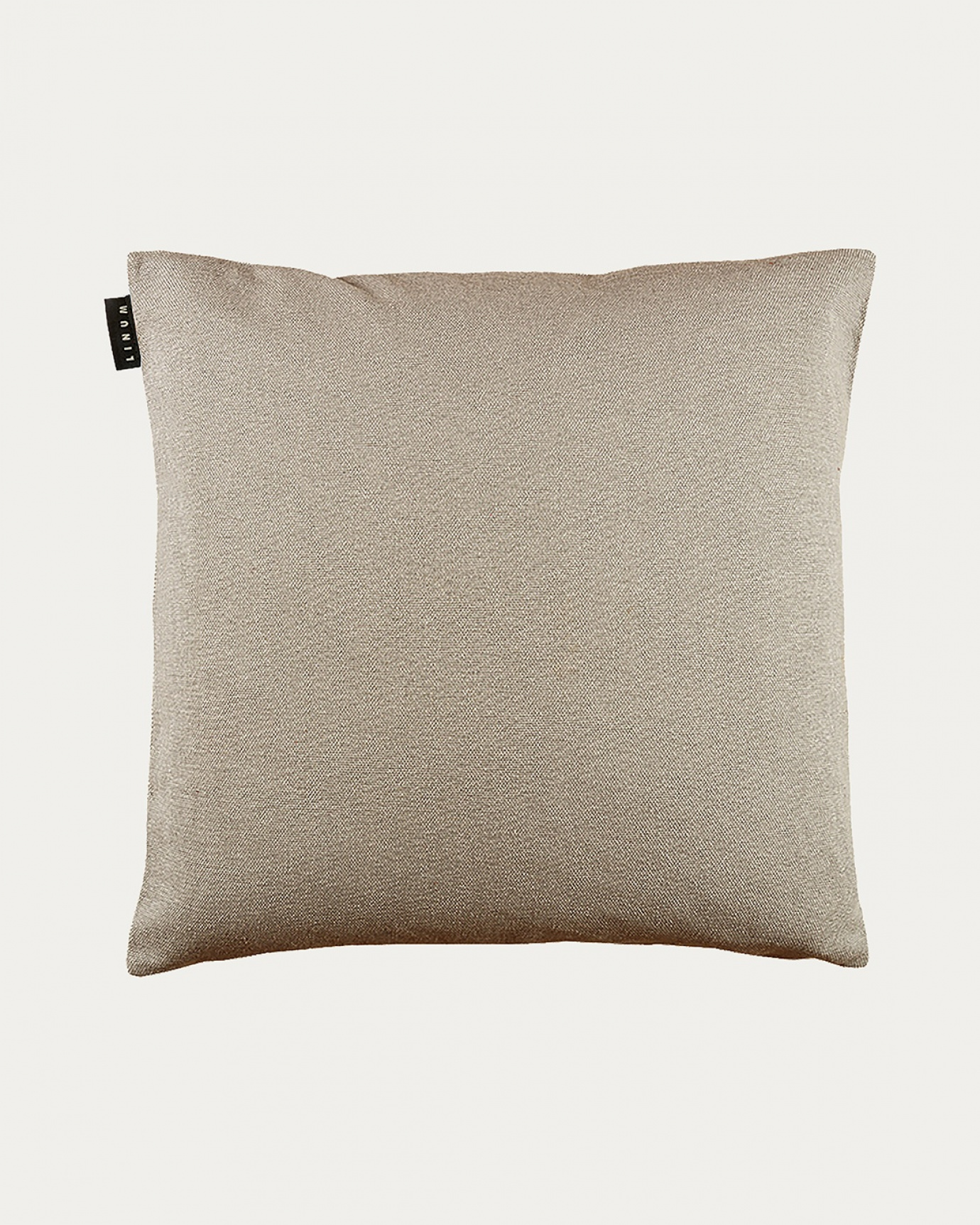 Product image light bear brown PEPPER cushion cover made of soft cotton from LINUM DESIGN. Easy to wash and durable for generations. Size 50x50 cm.