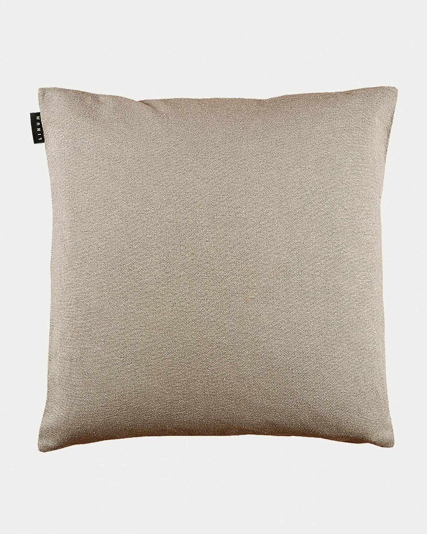 Product image light bear brown PEPPER cushion cover made of soft cotton from LINUM DESIGN. Easy to wash and durable for generations. Size 60x60 cm.