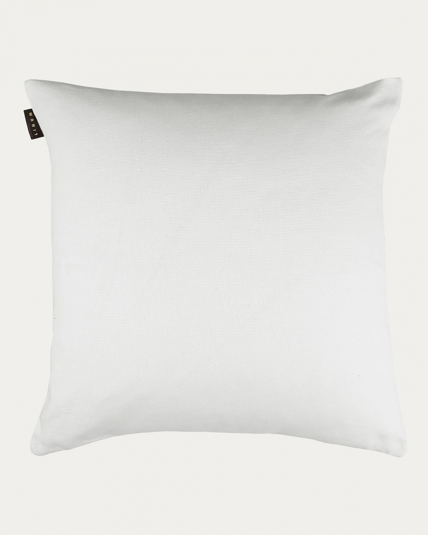 Product image white PEPPER cushion cover made of soft cotton from LINUM DESIGN. Easy to wash and durable for generations. Size 60x60 cm.