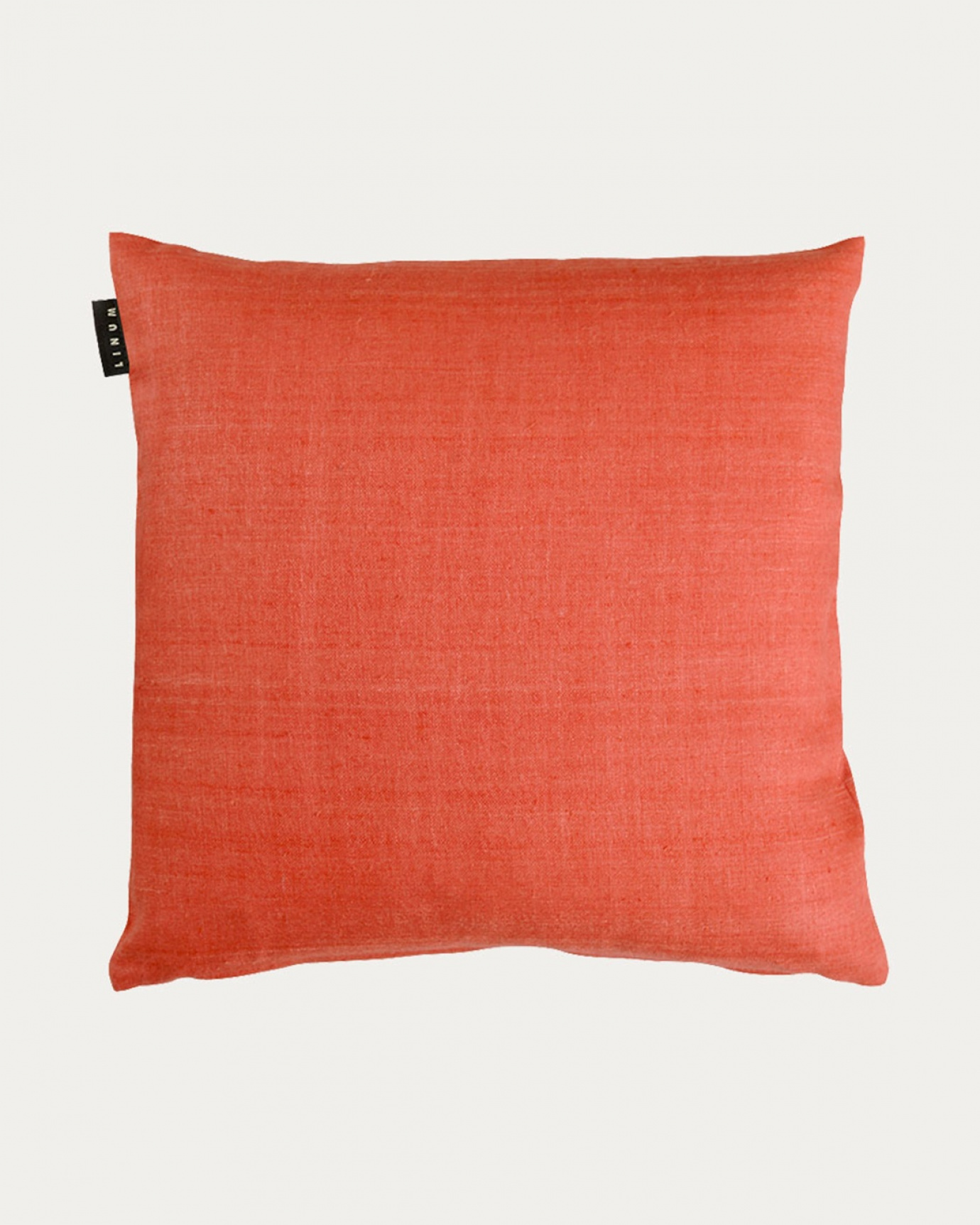 Product image deep coral red SETA cushion cover made of 100% raw silk that gives a nice lustre from LINUM DESIGN. Size 50x50 cm.
