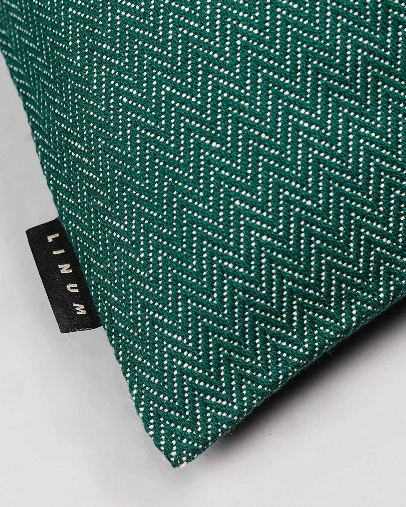 SHEPARD Cushion cover 50x50 cm Deep emerald green, bild 2 
