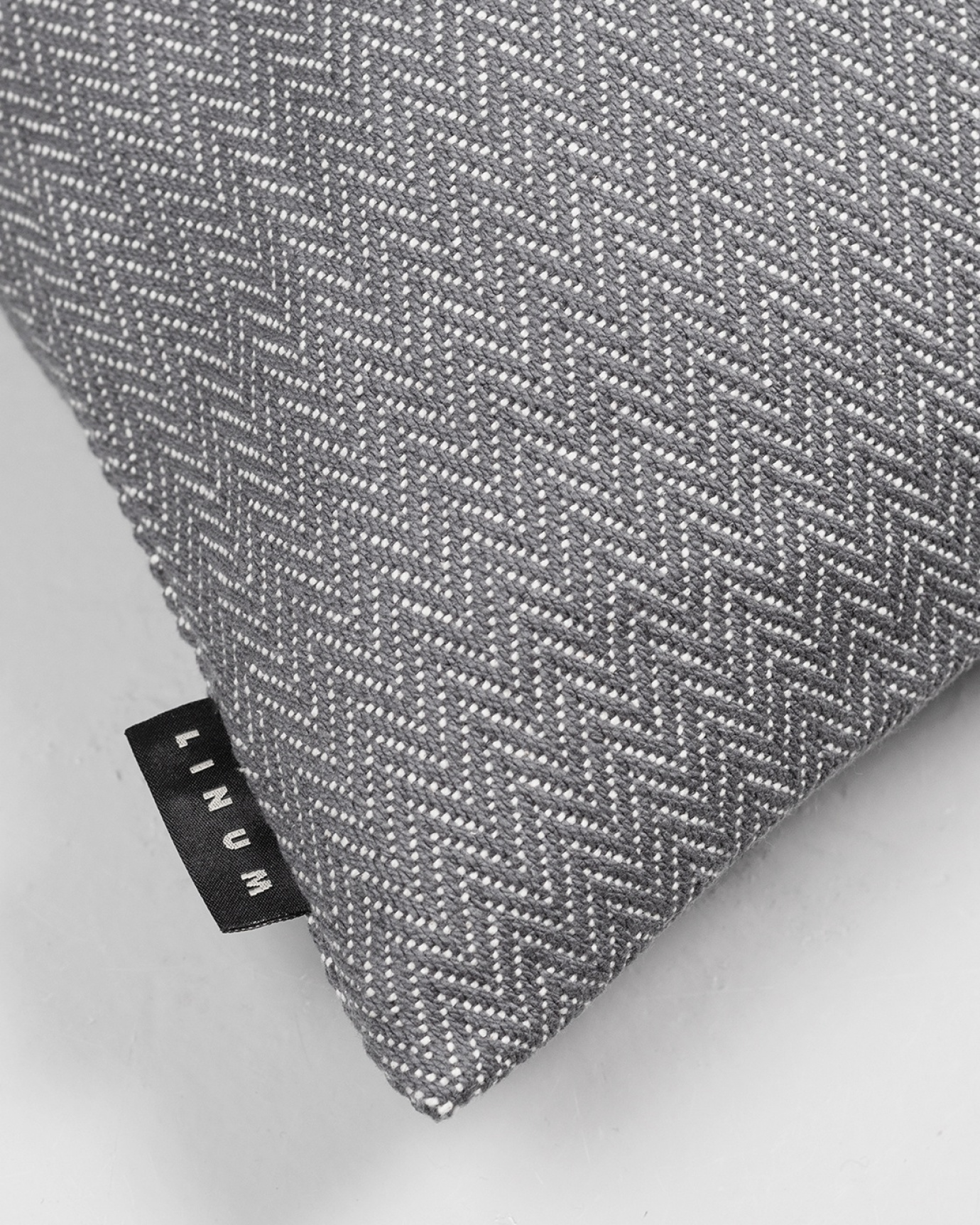 SHEPARD Cushion cover 50x50 cm Granite grey, bild 2 