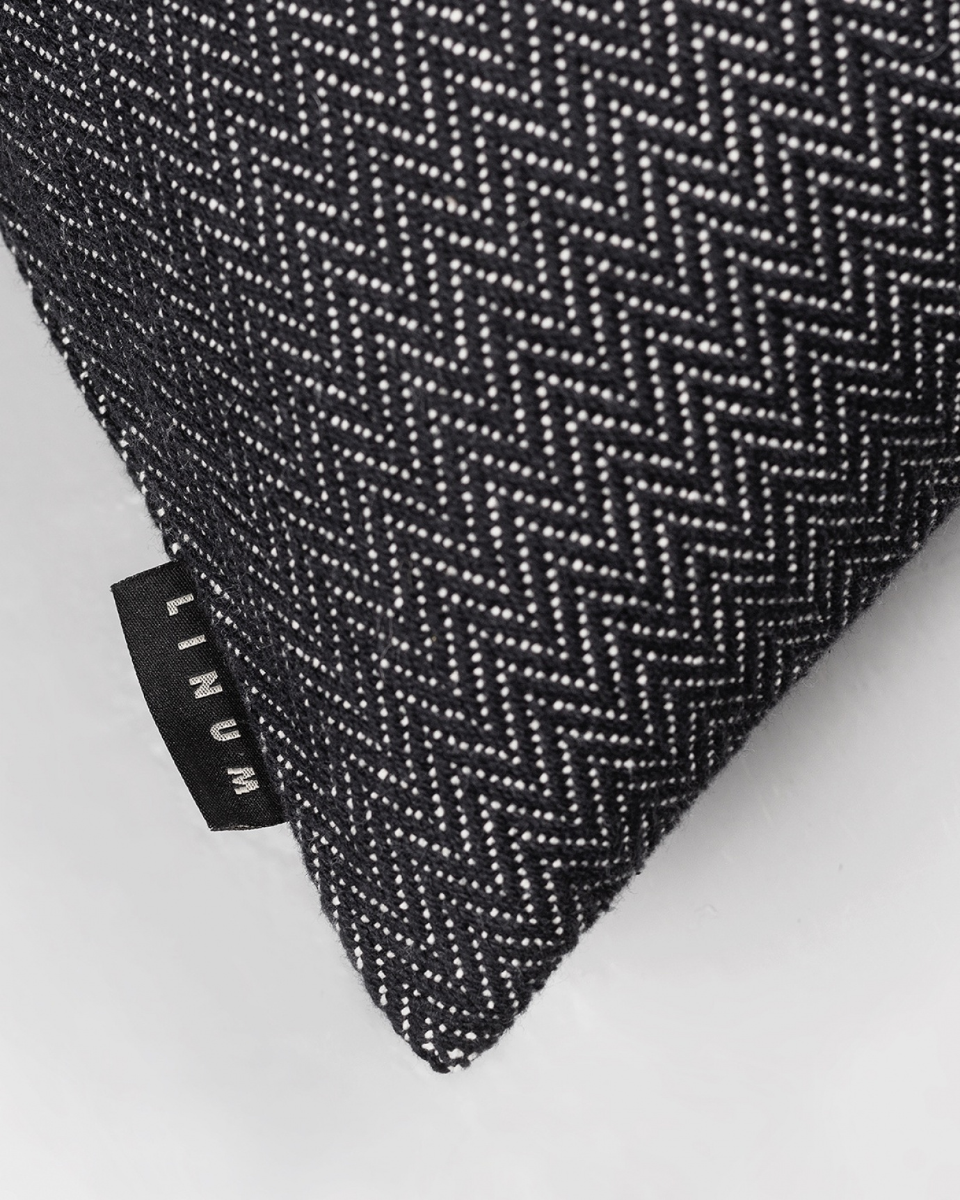 SHEPARD Cushion cover 50x50 cm Black, bild 2 