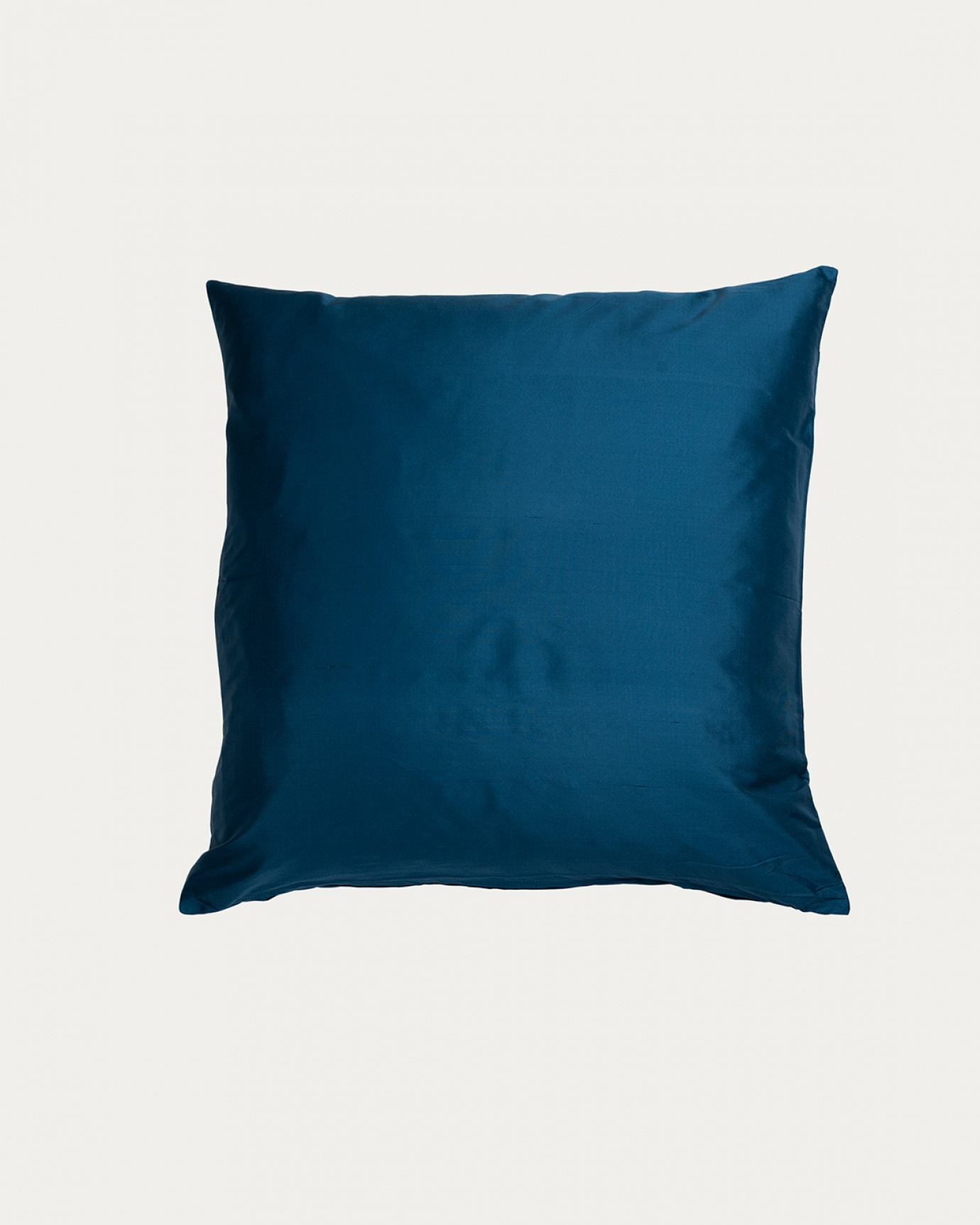 Product image deep sea blue SILK cushion cover made of 100% dupion silk that gives a nice lustre from LINUM DESIGN. Size 40x40 cm.