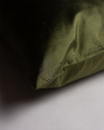 SILK Cushion cover 50x50 cm Moss green