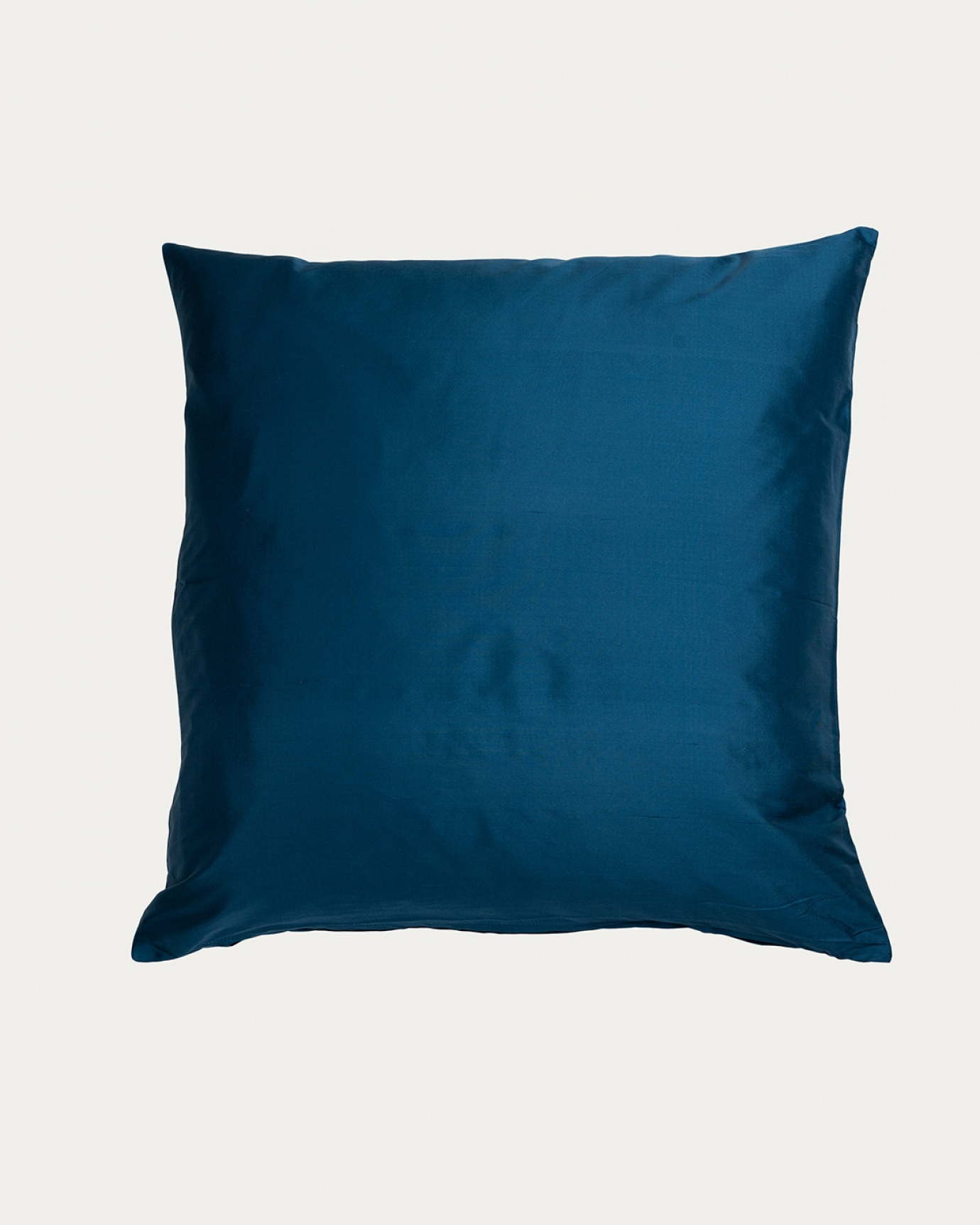 Product image deep sea blue SILK cushion cover made of 100% dupion silk that gives a nice lustre from LINUM DESIGN. Size 50x50 cm.